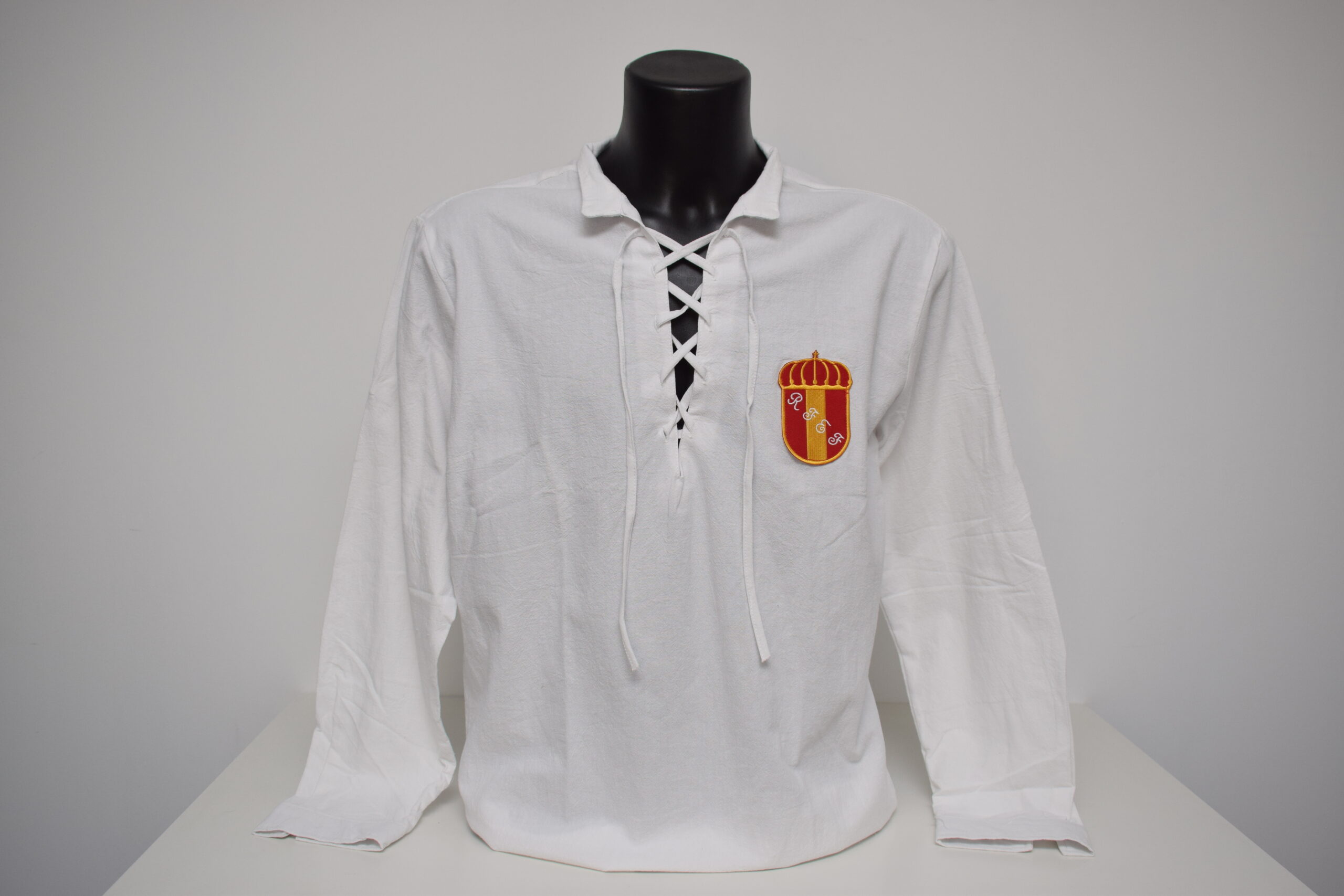 1921: Primer partido en España