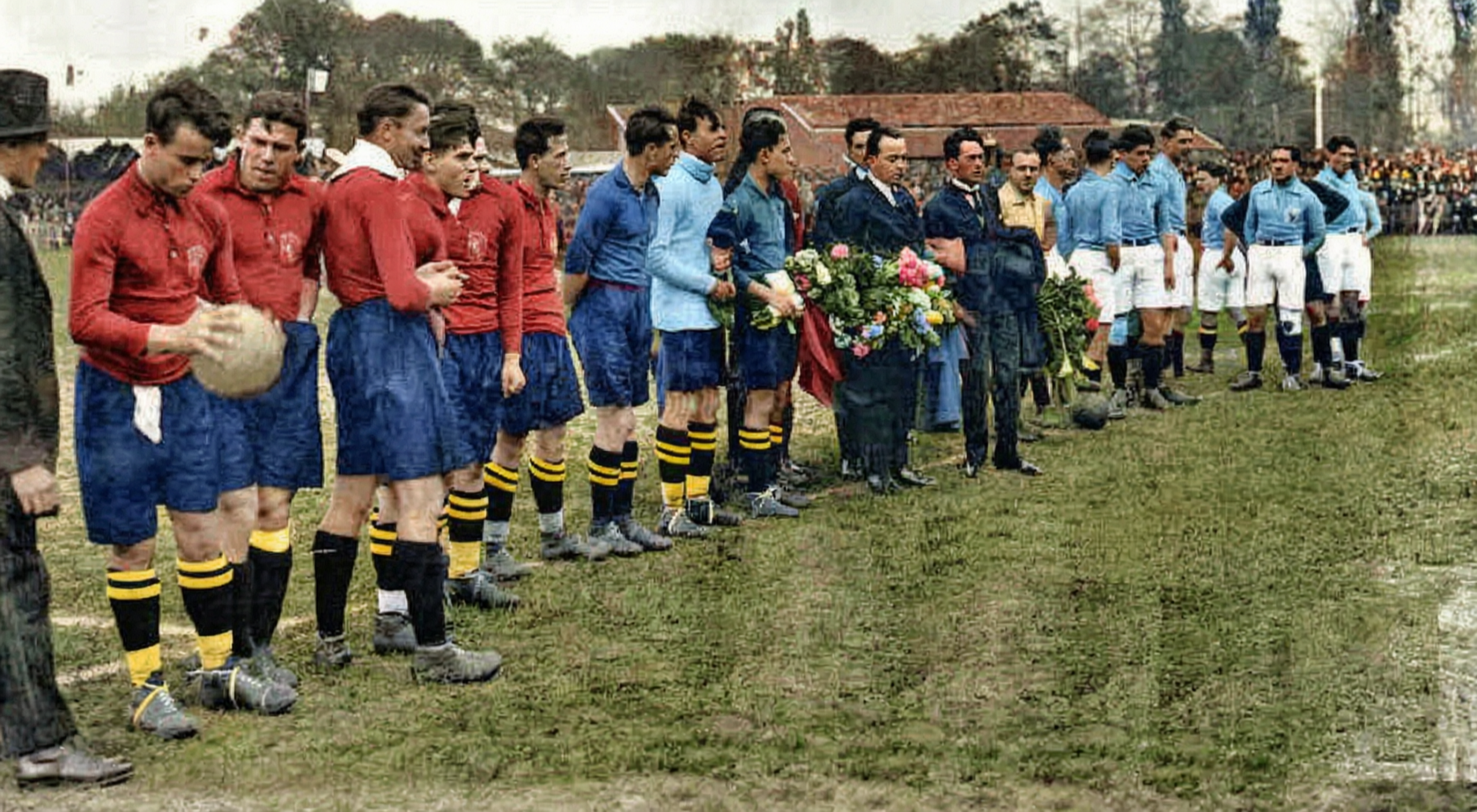 1922: Vuelve el color rojo - Galería